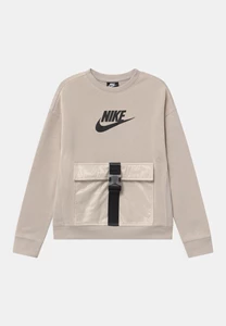 Nike D Utility